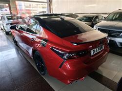 تۆیۆتا کامری